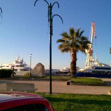 Le Grand Madier La Ciotat Buitenkant foto