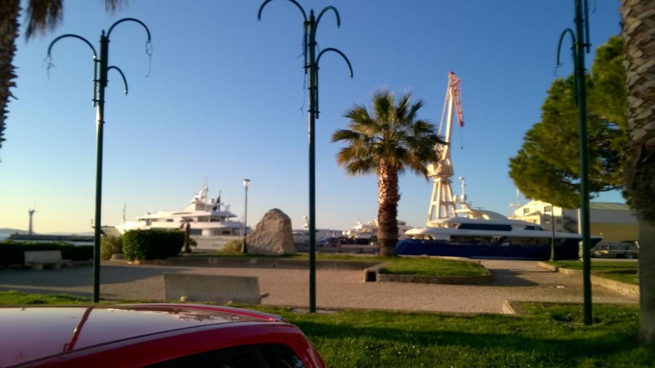 Le Grand Madier La Ciotat Buitenkant foto